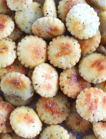 Ranch Oyster Crackers From Country Home Creations