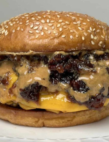 Peanut Butter Bacon Jam Burger